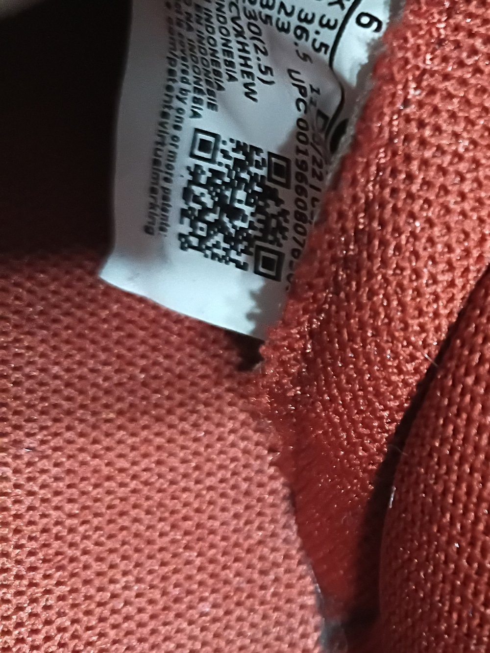 Nike Dunk Low-Style Sneakers in Rugged Orange and Cream - Picture 2 of 3